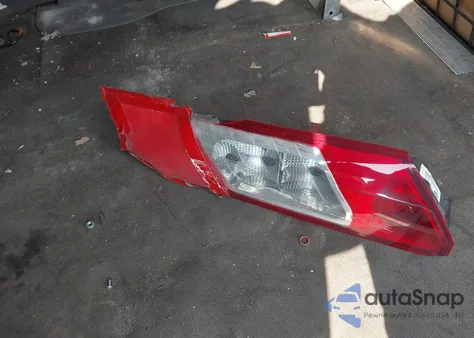 2019 Ford Transit Connect Xl z USA, uszkodzony, nr VIN NM0LS7E25K1426481